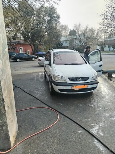Opel Zafira 2002, 325,000 km - 2.0 l - Tovuz