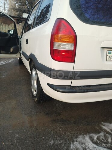 Opel Zafira 2002, 325,000 km - 2.0 l - Tovuz