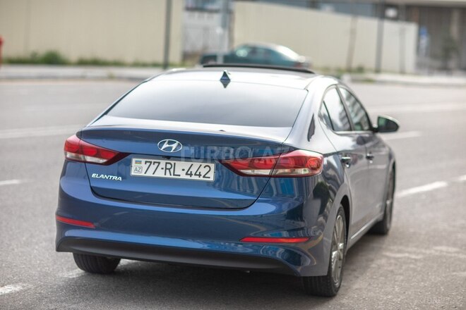 Hyundai Elantra 2017, 102,998 km - 2.0 l - Bakı