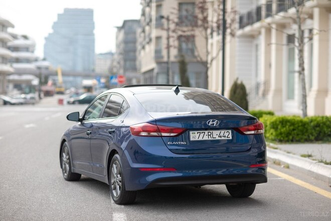 Hyundai Elantra 2017, 102,998 km - 2.0 l - Bakı