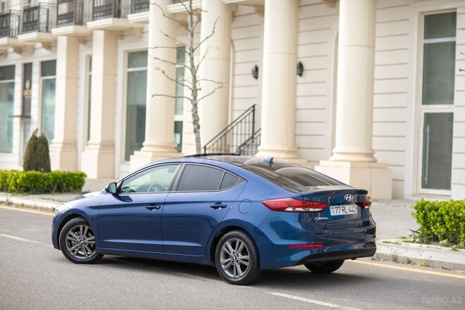 Hyundai Elantra 2017, 102,998 km - 2.0 l - Bakı