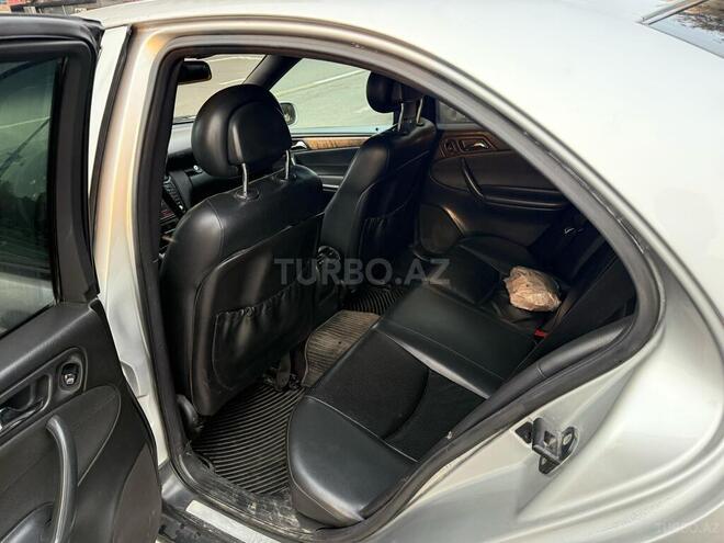 Mercedes C 220 d 2002, 550,000 km - 2.2 л - Bakı