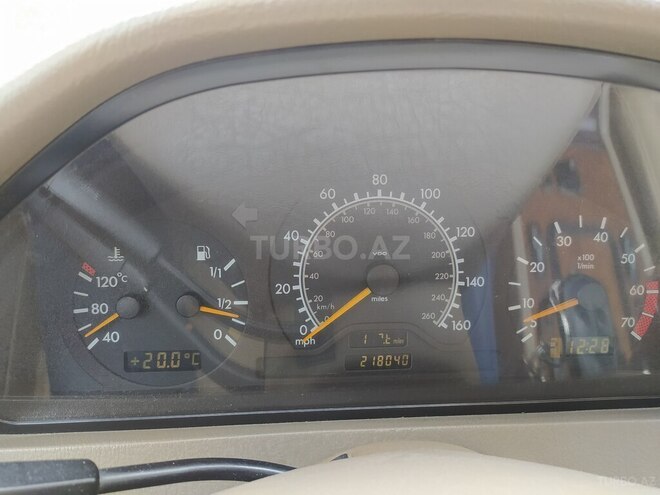 Mercedes C 230 2000, 218,000 km - 2.3 l - Bakı