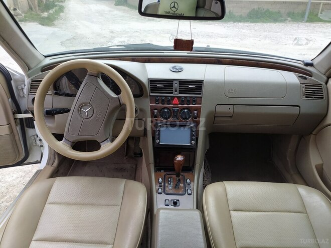 Mercedes C 230 2000, 218,000 km - 2.3 l - Bakı