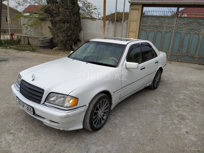Mercedes C 230 2000, 218,000 km - 2.3 l - Bakı