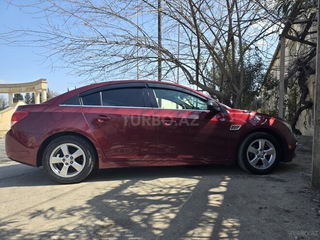 Chevrolet Cruze 2015, 126,000 km - 1.4 l - Salyan