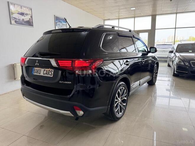 Mitsubishi Outlander 2016, 110,000 km - 2.4 l - Bakı