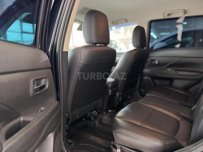 Mitsubishi Outlander 2016, 110,000 km - 2.4 l - Bakı