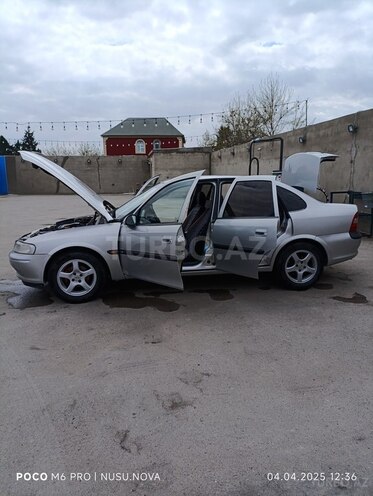 Opel Vectra 1999, 340,000 km - 2.0 l - Xırdalan