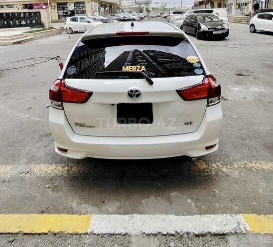 Toyota Corolla Fielder 2019, 137,000 km - 1.5 л - Bakı