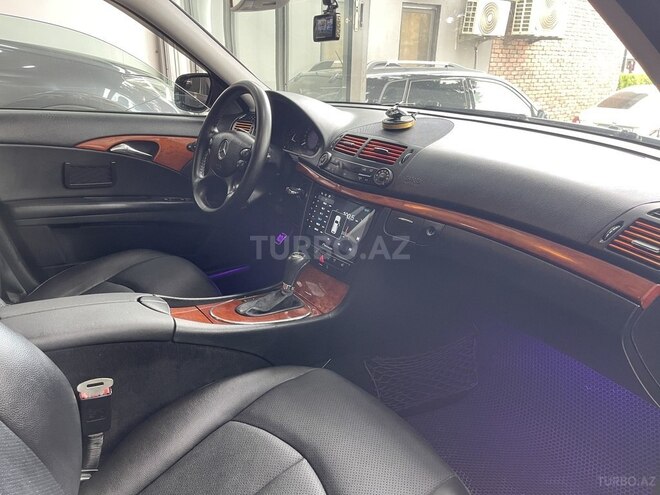 Mercedes E 220 d-18