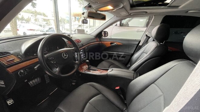 Mercedes E 220 d-13