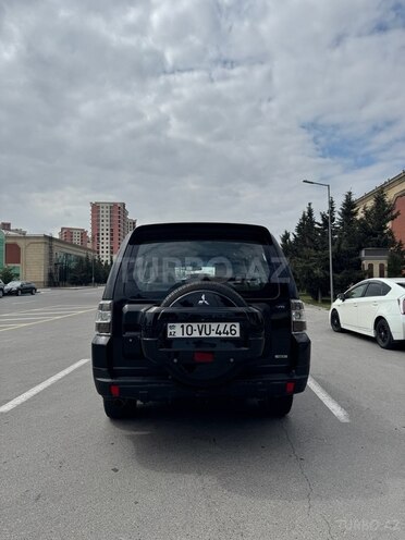 Mitsubishi Pajero 2007, 319,000 km - 3.0 л - Bakı