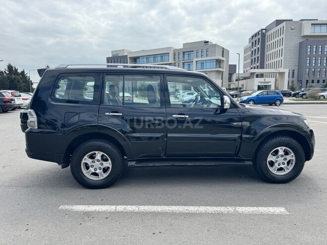 Mitsubishi Pajero 2007, 319,000 km - 3.0 л - Bakı