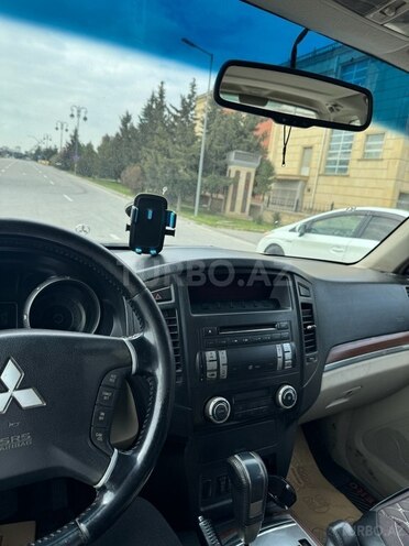 Mitsubishi Pajero 2007, 319,000 km - 3.0 л - Bakı