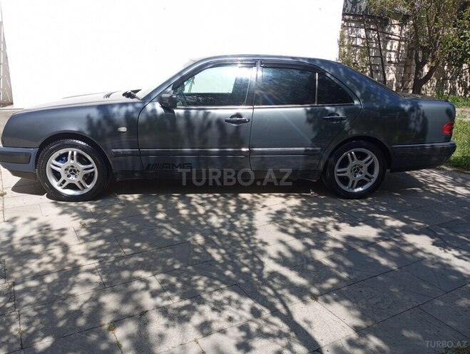 Mercedes E 280 1997, 250,000 km - 2.8 l - Bakı