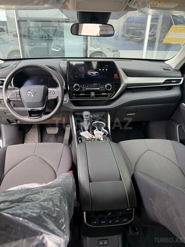 Toyota Highlander 2024, 0 km - 2.5 л - Bakı
