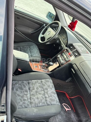 Mercedes C 200 2000, 400,000 km - 2.0 l - Göyçay