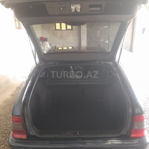 Mercedes C 200 2000, 400,000 km - 2.0 l - Göyçay