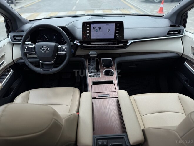 Toyota Sienna 2022, 42,000 km - 2.5 l - Bakı