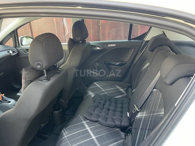 Opel Corsa 2015, 106,746 km - 1.4 л - Bakı