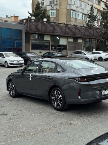 Changan Qiyuan A05 2025, 0 km - 1.5 л - Bakı