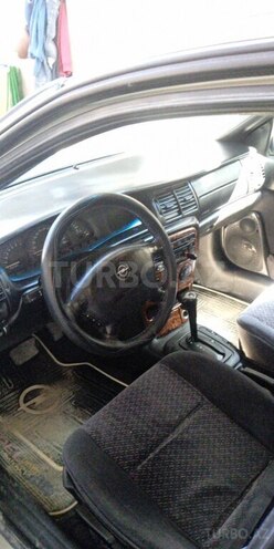 Opel Vectra 1996, 240,000 km - 2.0 l - Bakı
