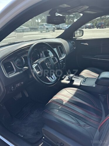 Dodge Charger-10