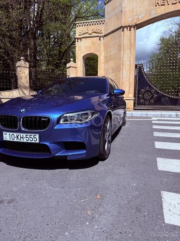 BMW M5 2013, 100,000 km - 4.4 l - Bakı