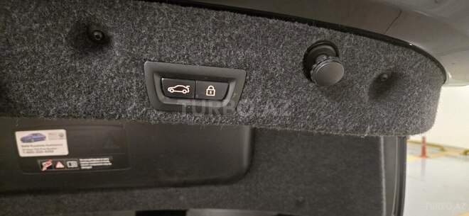 BMW 528 2015, 275,000 km - 2.0 l - Gəncə