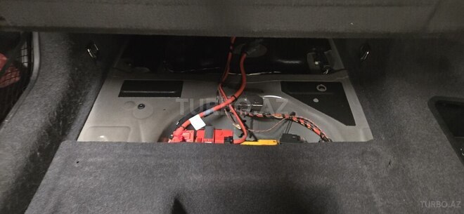 BMW 528 2015, 275,000 km - 2.0 l - Gəncə