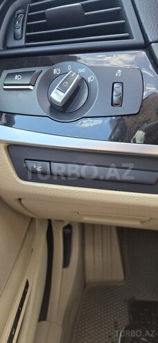 BMW 528 2015, 275,000 km - 2.0 l - Gəncə
