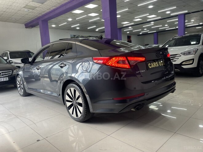 Kia Optima-13