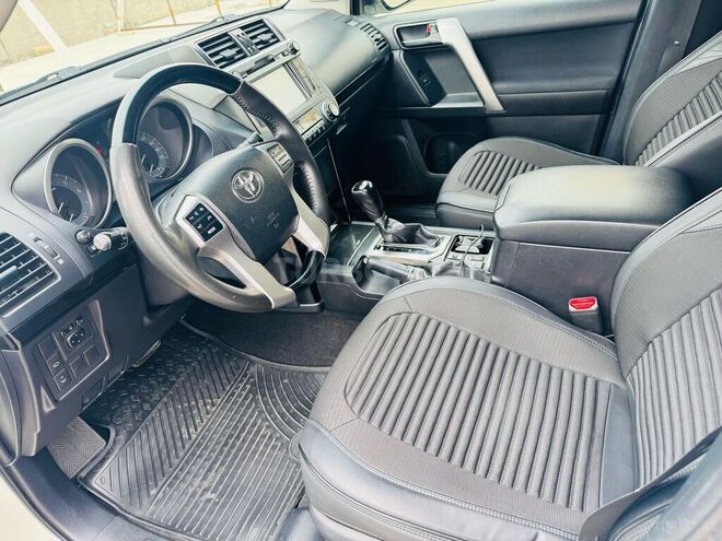 Toyota Land Cruiser Prado 2014, 161,600 km - 2.7 l - Bakı