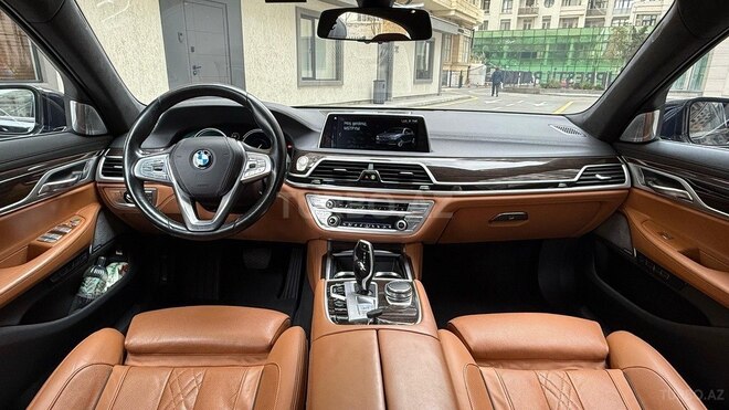 BMW 740 2017, 84,000 km - 3.0 l - Bakı