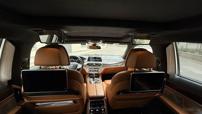 BMW 740 2017, 84,000 km - 3.0 l - Bakı