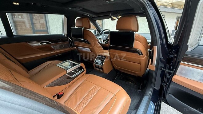 BMW 740 2017, 84,000 km - 3.0 l - Bakı