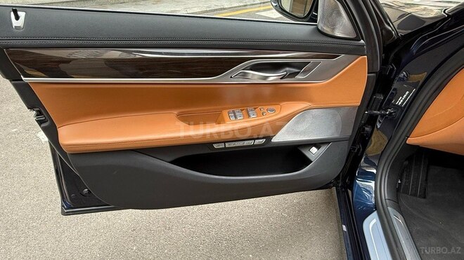 BMW 740 2017, 84,000 km - 3.0 l - Bakı