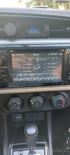 Toyota Corolla 2014, 200,000 km - 1.6 l - Bakı