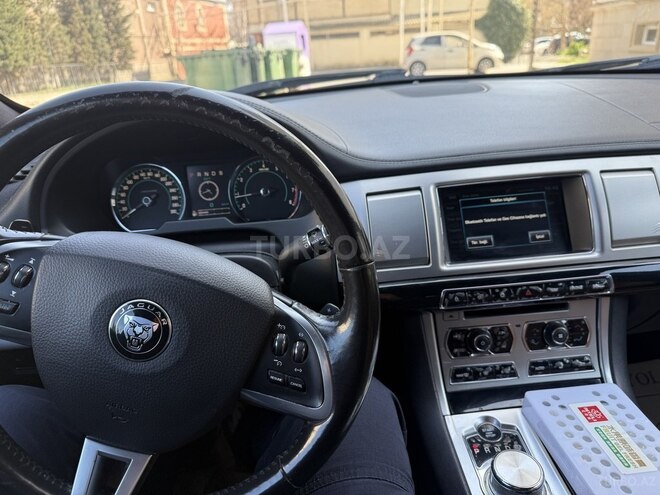 Jaguar XF 2014, 175,000 km - 3.0 l - Bakı