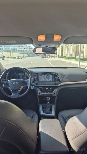Hyundai Avante 2017, 173,000 km - 1.6 л - Bakı