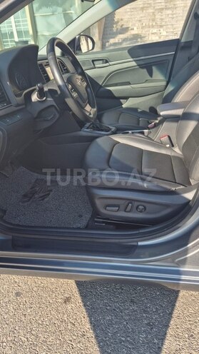 Hyundai Avante 2017, 173,000 km - 1.6 л - Bakı