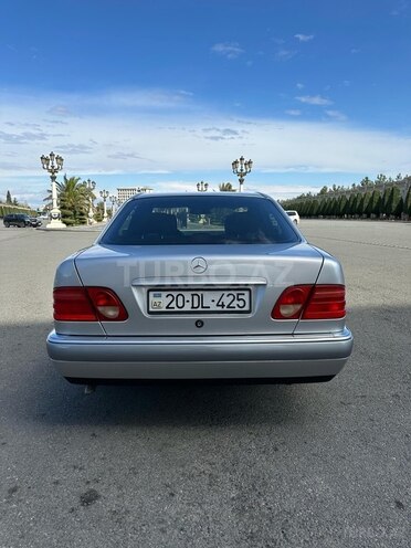 Mercedes E 200 1998, 293,000 km - 2.0 l - Gəncə