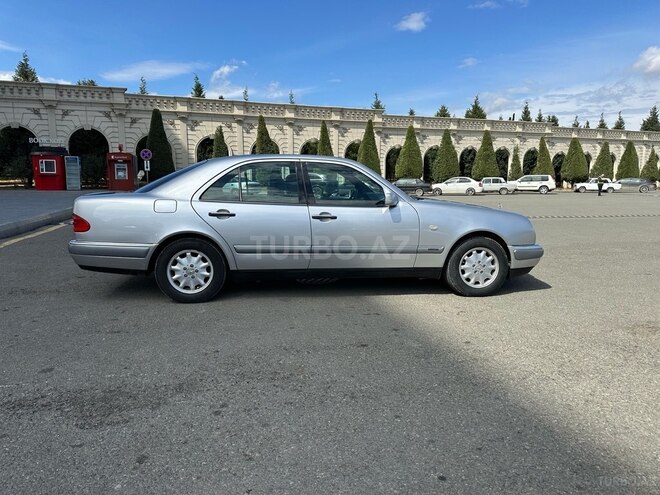 Mercedes E 200 1998, 293,000 km - 2.0 l - Gəncə