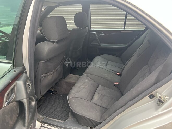 Mercedes E 200 1998, 293,000 km - 2.0 l - Gəncə