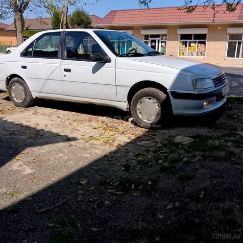 Peugeot 405 1997, 348,000 km - 1.8 l - Astara