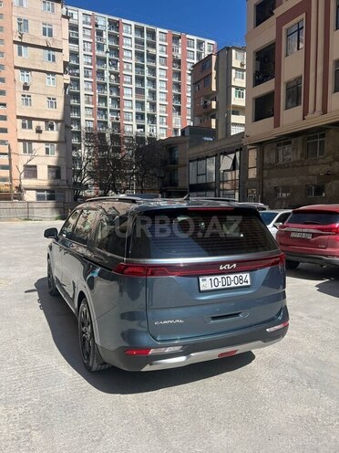 Kia Carnival-3