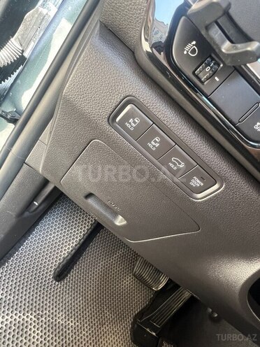 Kia Carnival-7