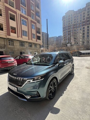 Kia Carnival-12