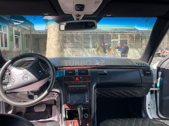 Mercedes E 240 1999, 300,000 km - 2.4 л - Göyçay